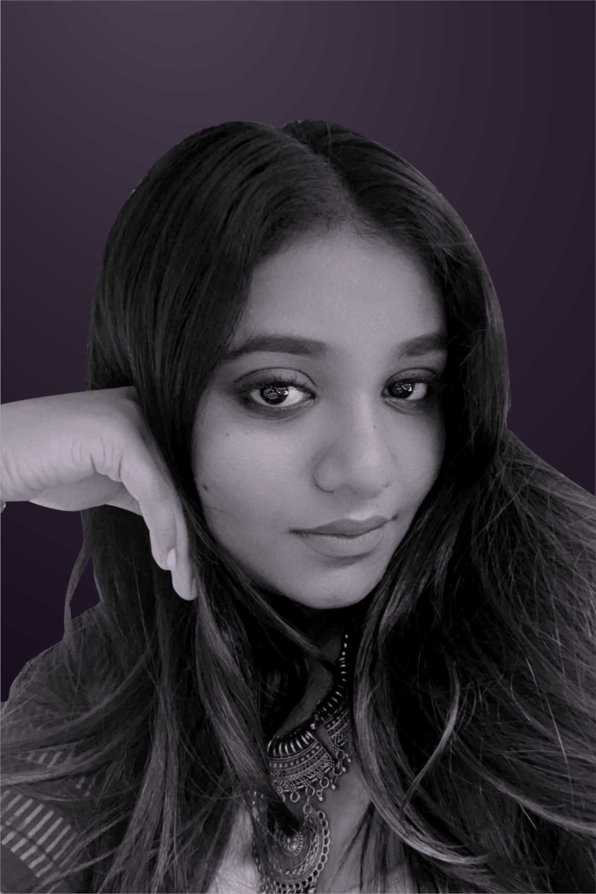 Vedika Deoke - Social Media Marketer in Nagpur